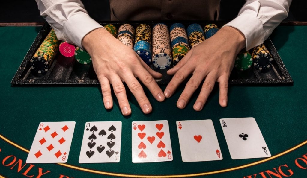 Cách chọn bàn Poker phù hợp: Tối ưu trải nghiệm chơi tại F8BET